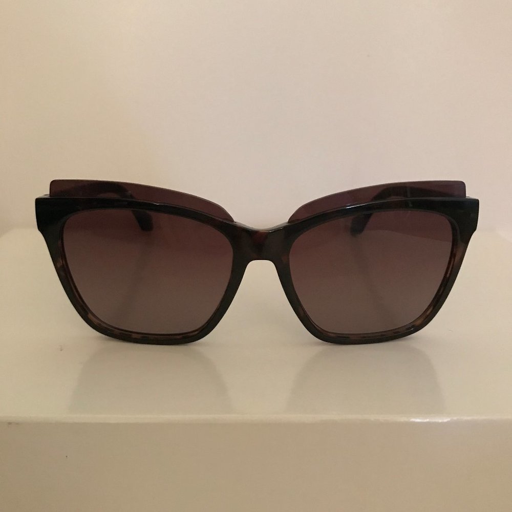 Balenciaga Sunglasses with Case & Lens Cloth